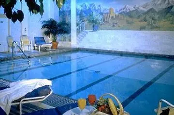 Sutton Place Hotel Toronto
