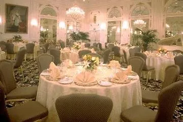 Sutton Place Hotel Toronto 4*,  Canada