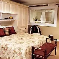 Sutton Place Hotel Toronto